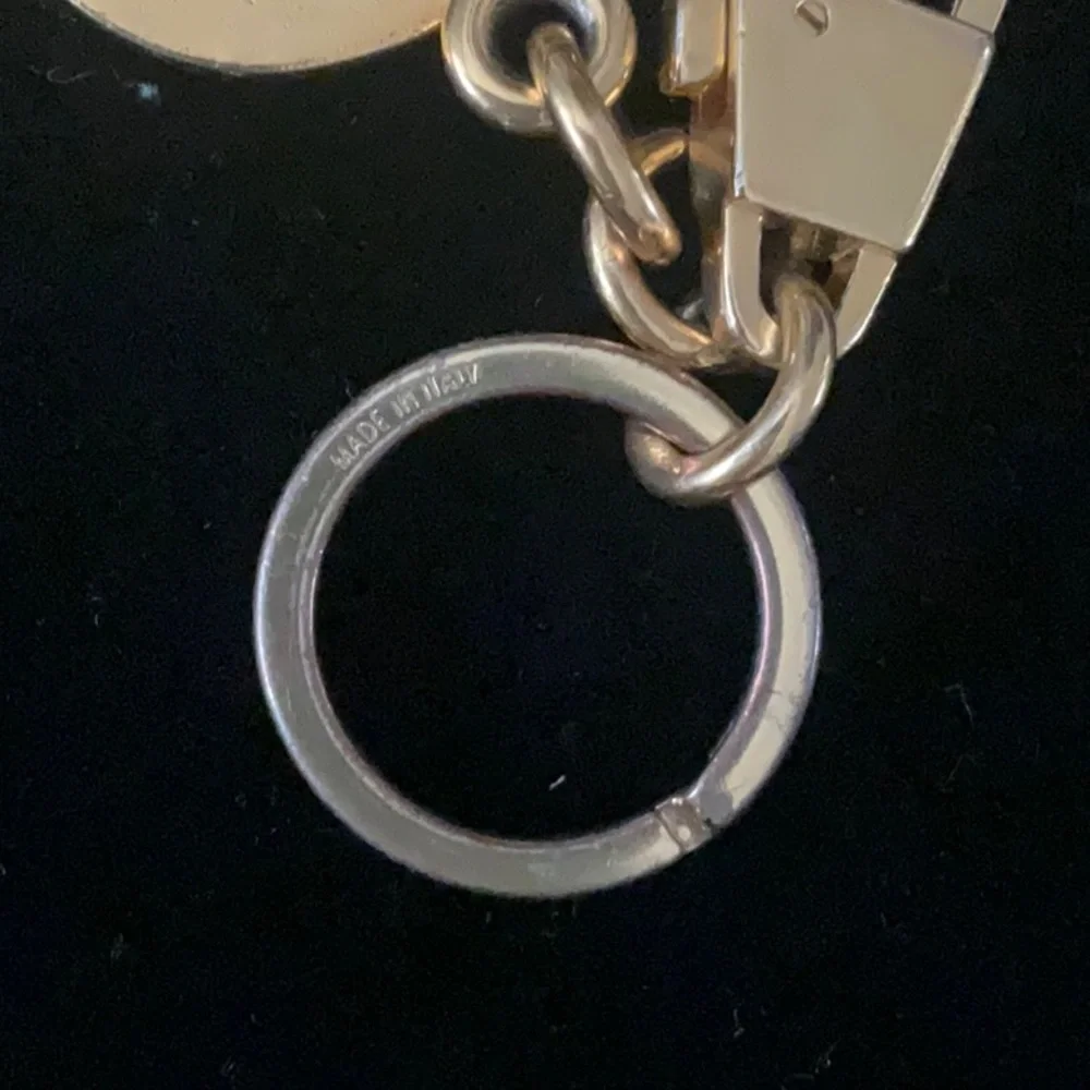 Vintage Gucci Horsebit  Gold Key Holder with Minimalist Design